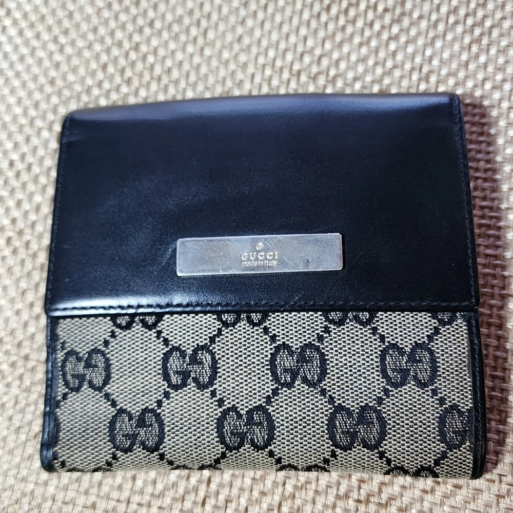 Gucci Black GG Canvas and Leather French Compact Wallet - Picture 1 of 16